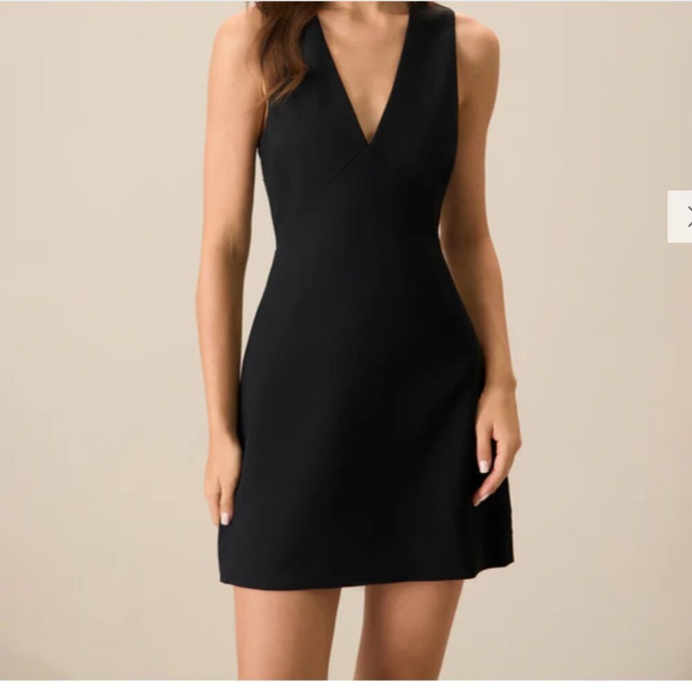 Women's Black V-Neck Sleeveless Mini Dress